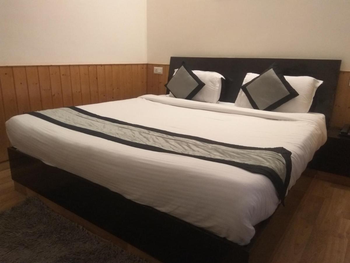 Seven Hills Shimla By Him Haults Hospitality Aparthotel Quarto foto